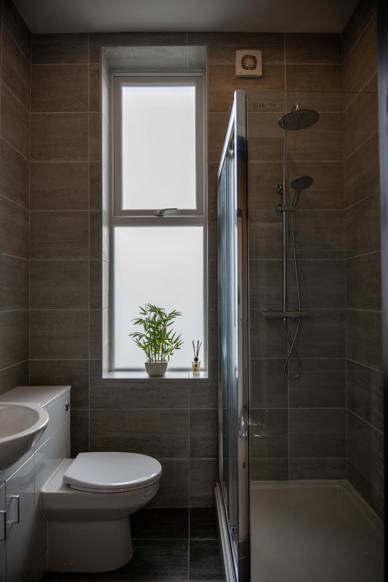 Gibson Manor Apartments Воллесі Номер фото